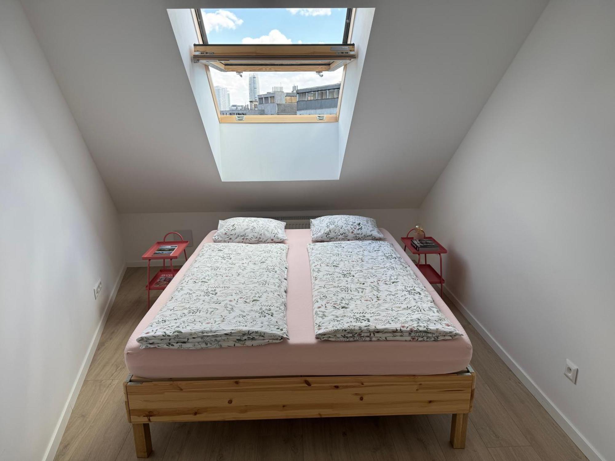 Meridian - Stylish Brand New In The Center & Free Garage Parking Apartmán Bratislava